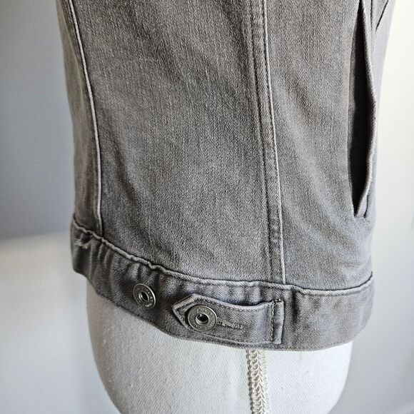 Two by Vince Camuto Gray Denim Vest | Sleeveless Size XS - Picture 6 of 10